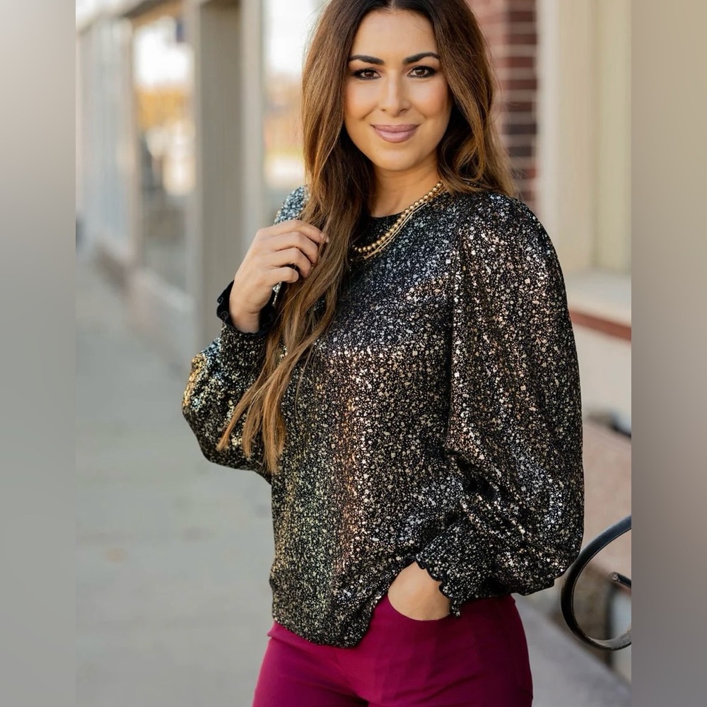 Foil Flecked Cinched Sleeve Blouse/Long Sleeve/ Betsey’s Boutique/ Size XL